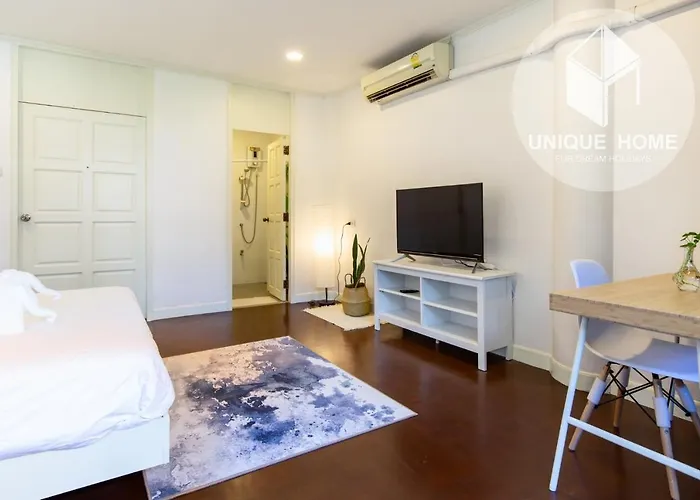 Unique Townhouse 2f-3f Bangkok
