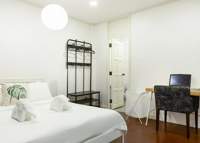 Unique Townhouse 2f-3f Bangkok