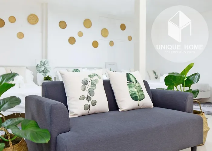 Unique Townhouse 2f-3f Bed & Breakfast *