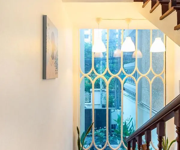 Unique Townhouse 2f-3f Bed & Breakfast Bangkok