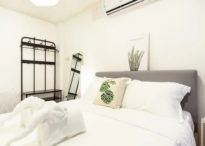 Bed & Breakfast Unique Townhouse 2f-3f *