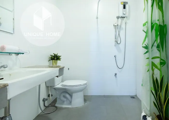 Unique Townhouse 2f-3f Bed & Breakfast Bangkok
