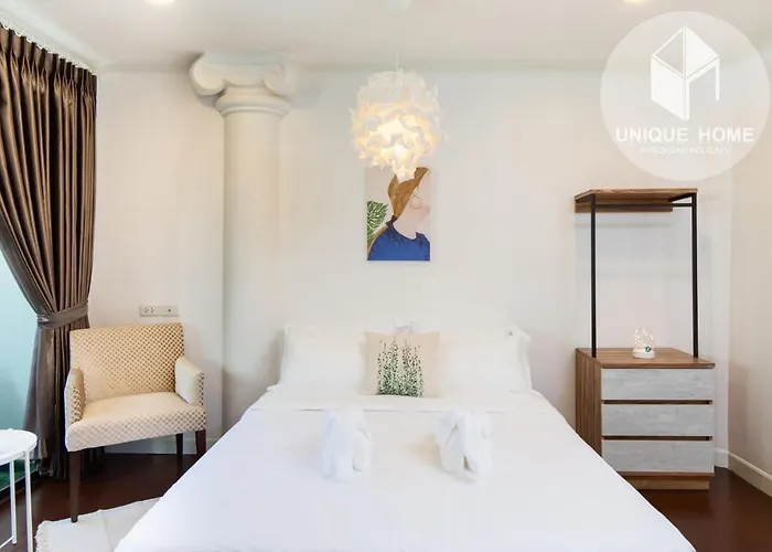 Unique Townhouse 2f-3f Bed & Breakfast *