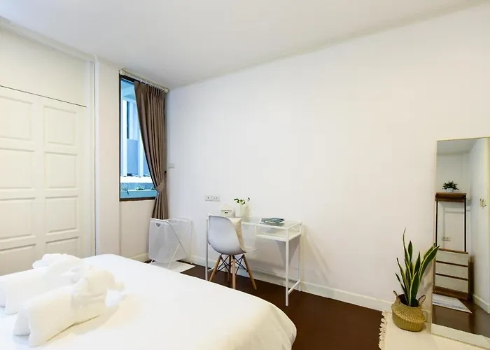 Unique Townhouse 2f-3f Bangkok